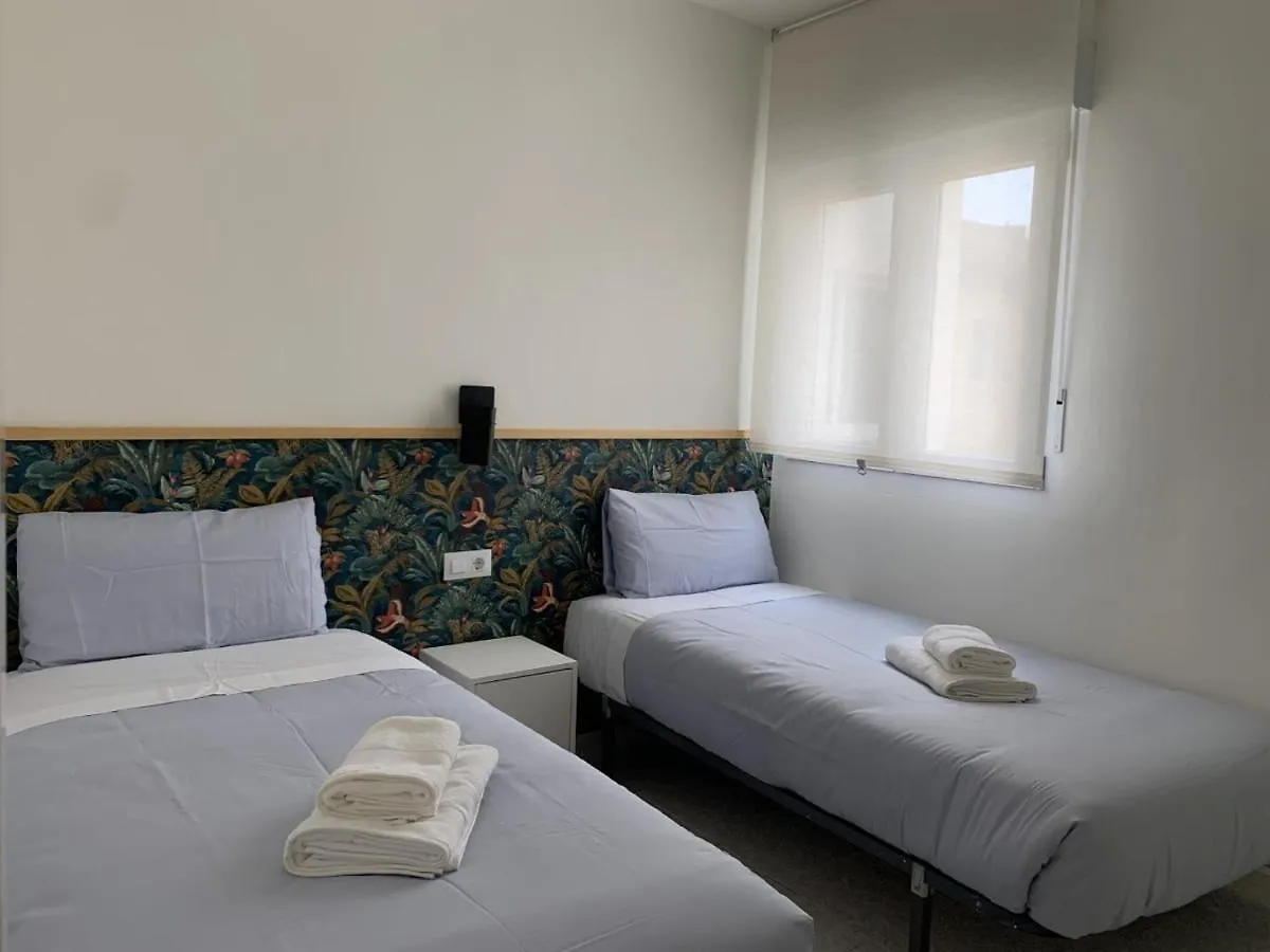 Apartamento Junto A Estacion Ave - 3 Dormitorios Granada Apartment
